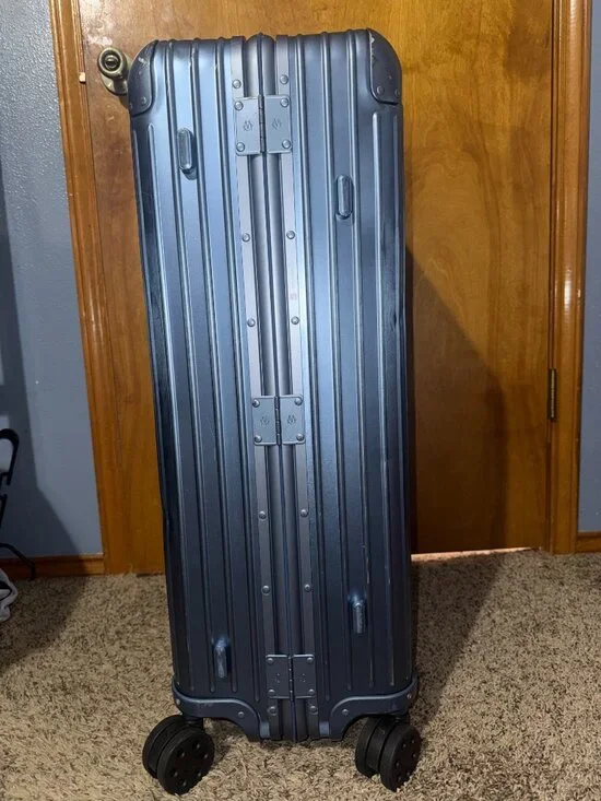 Rimowa Check-In L – Arctic Blue Aluminum | Special Edition 2023 - Picture 5 of 11